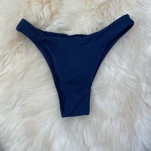 Brand New Byron Bottom